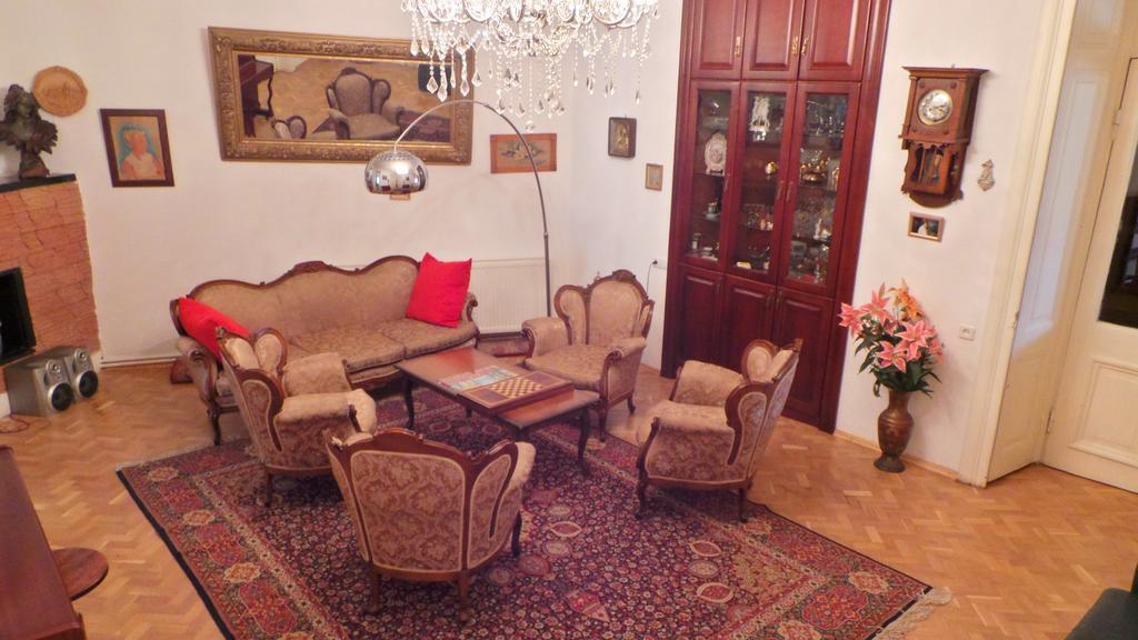 Ia'S Homestay Tiflis Exterior foto